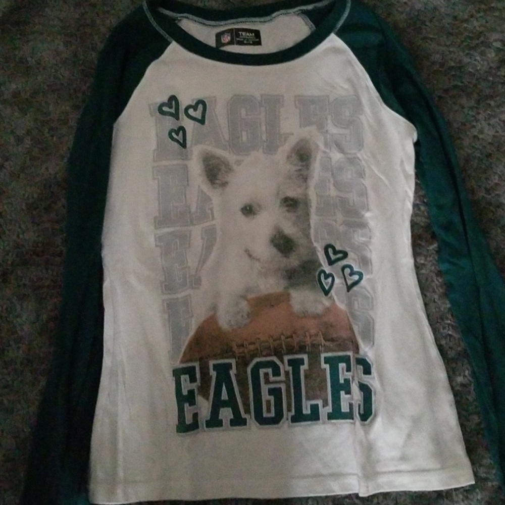 Long sleeve Eagles t shirt